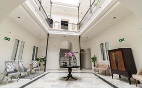 Palacio Caballeros Jardín